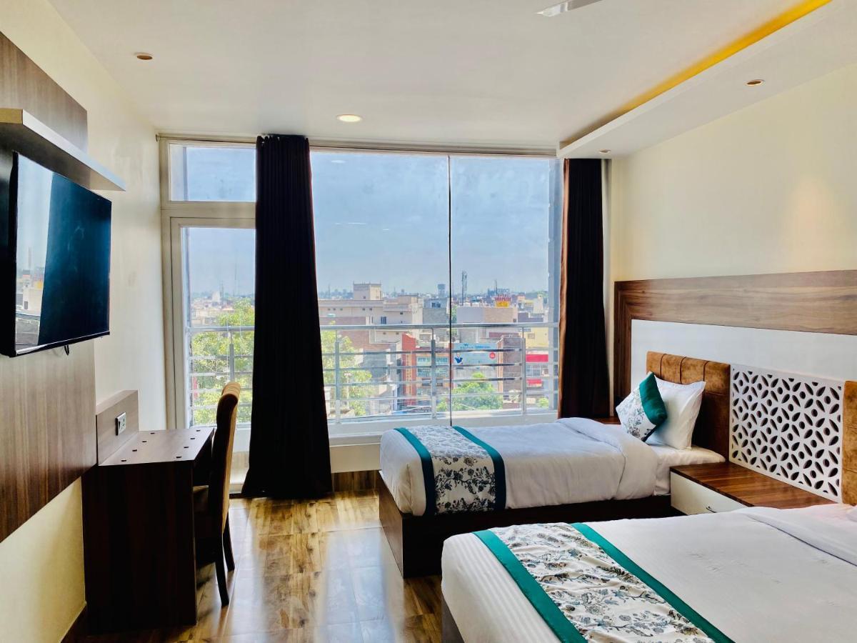 Hotel White House By An Hotels - Walking Distance From Golden Temple Amritsar Exterior foto